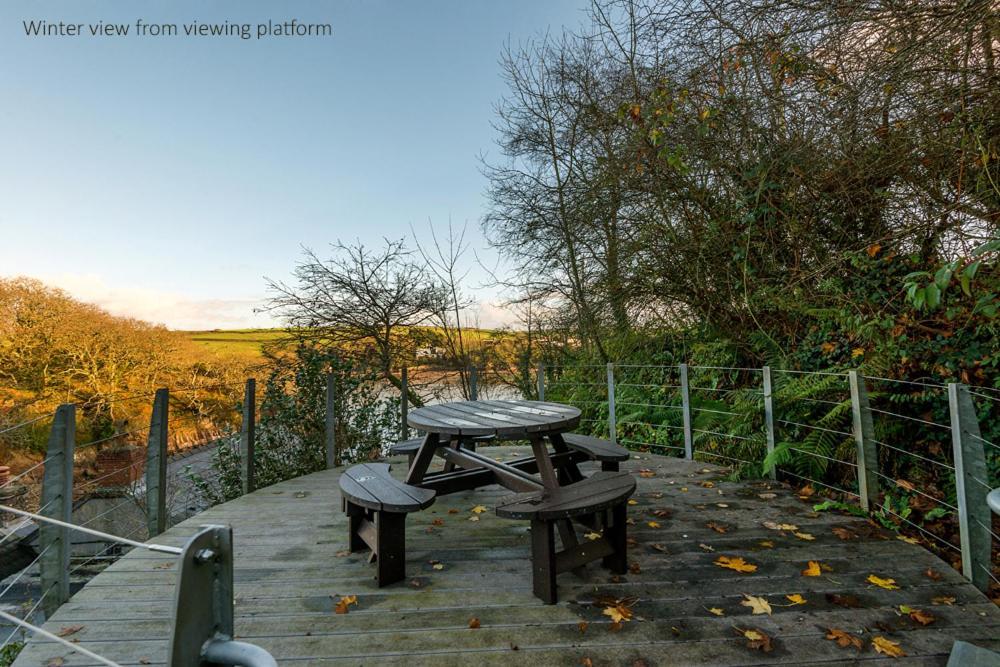 Sloop Inn Cottage Haverfordwest Bagian luar foto